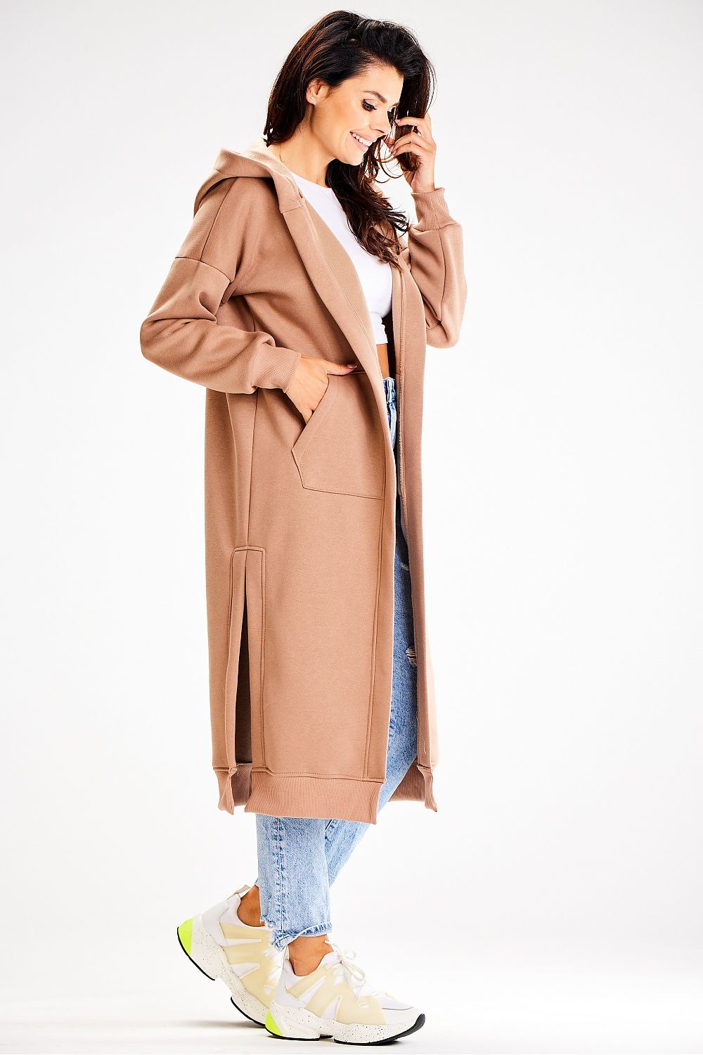 Oppdag vårt utvalg av stilfulle  Genser Awama til dame i ulike størrelser og kvalitetsmaterialer – perfekte til jobb; fritid og alle dager. Rask levering og gode priser hos MS Stylehaven. se mer!