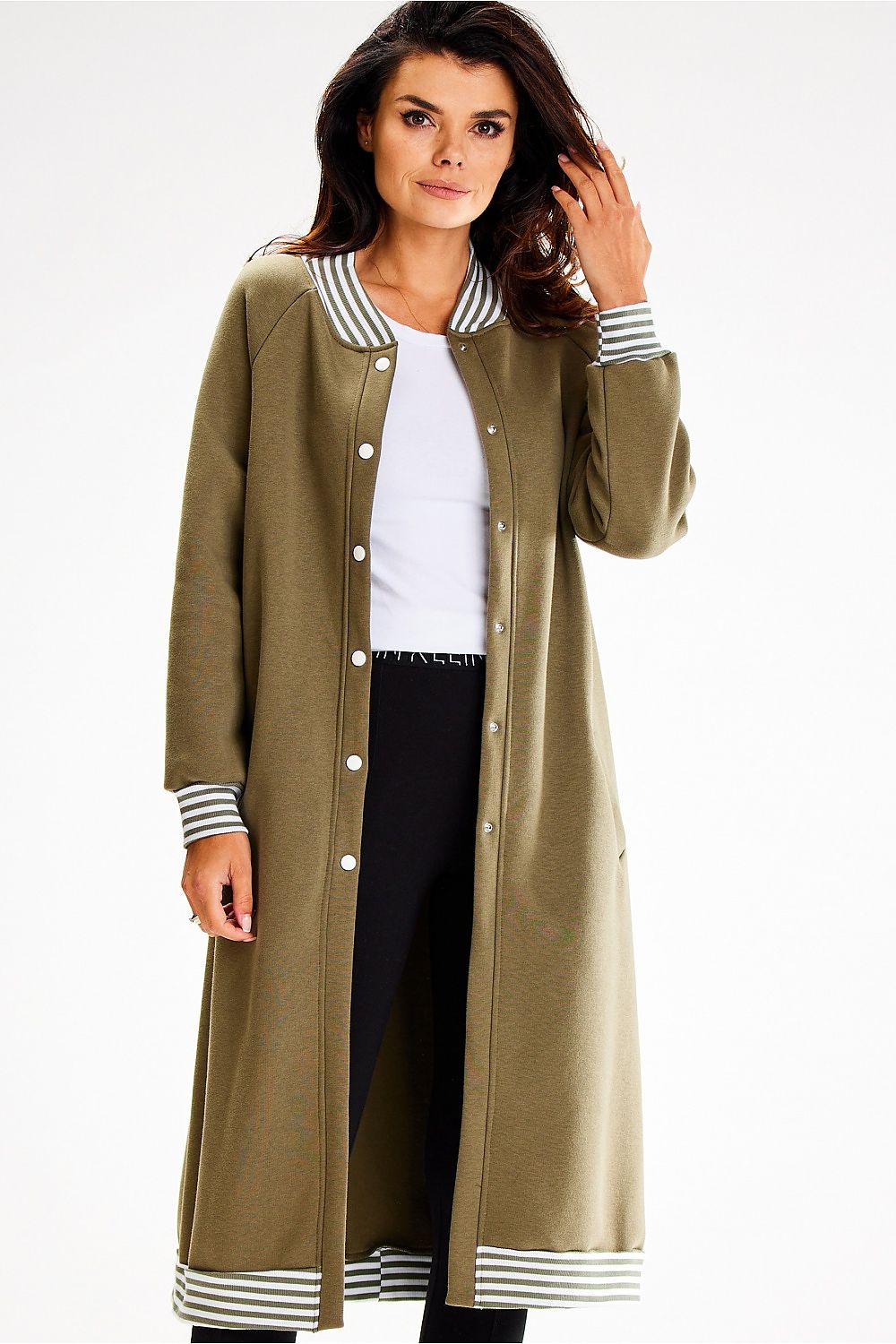 Oppdag vårt utvalg av stilfulle Grønn Genser Awama til dame i ulike størrelser og kvalitetsmaterialer - perfekte til jobb; fritid og alle dager. Rask levering og gode priser hos MS Stylehaven. se mer!